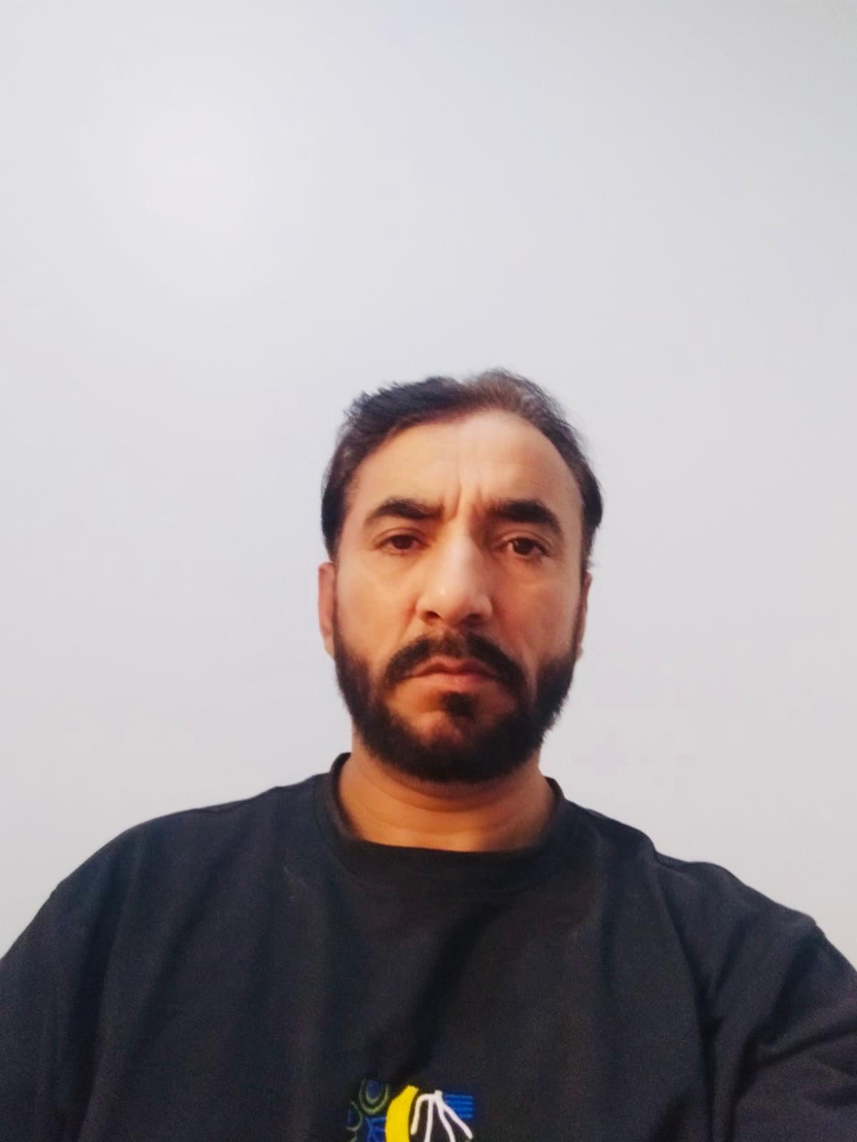 موقع الخدم